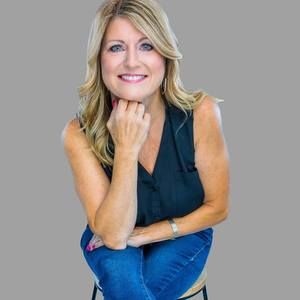 Meet your Posher, Jackie